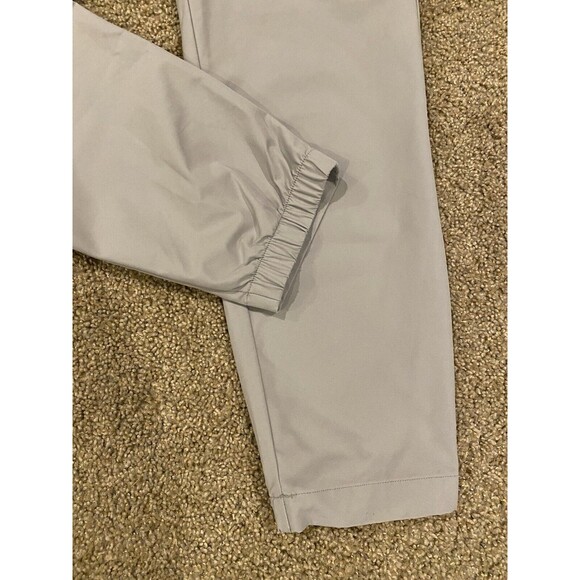 Banana Republic Motion Tech Hybrid Slim Fit Pant Men’s Size30 Light Gray Jogger - Picture 3 of 10